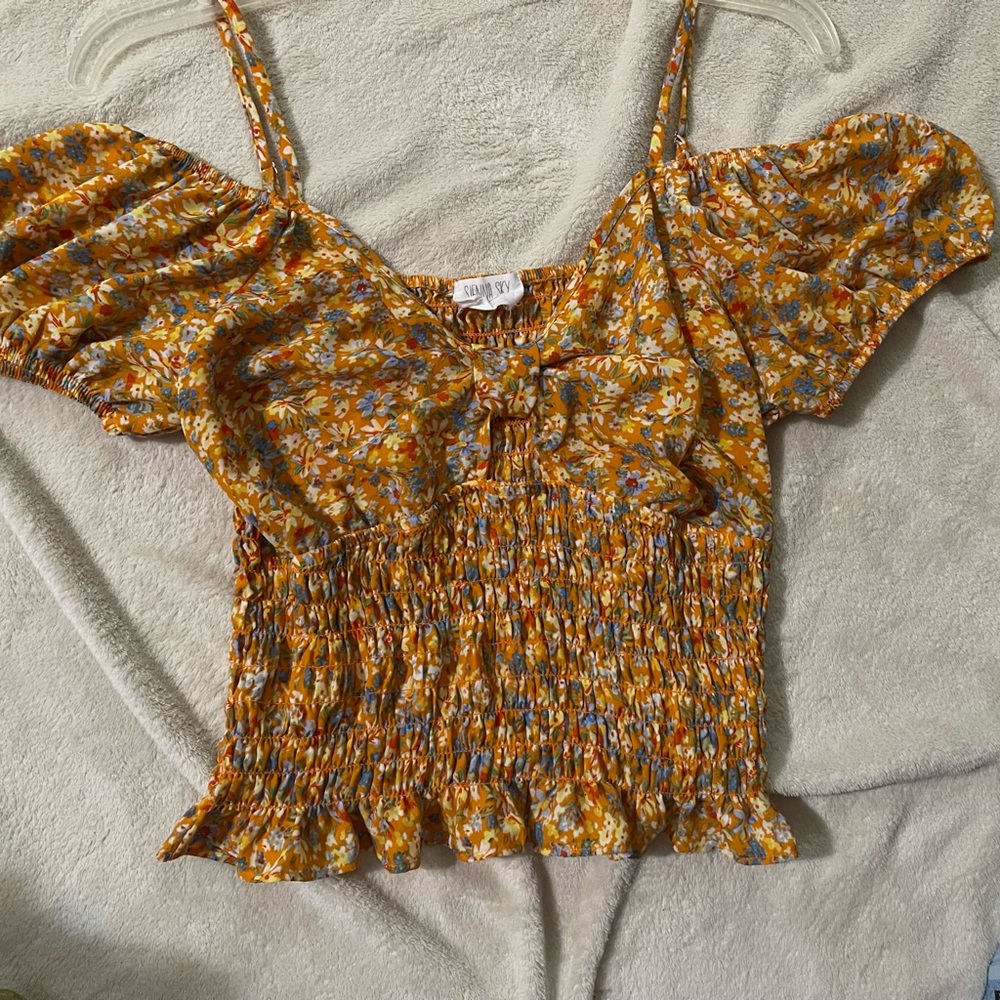 Sienna Sky crop top blouse size L